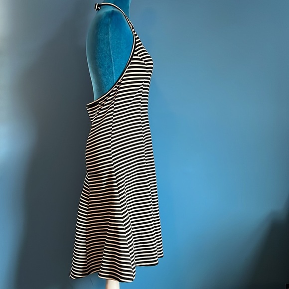 Black & White Striped Halter Dress - Picture 8 of 9